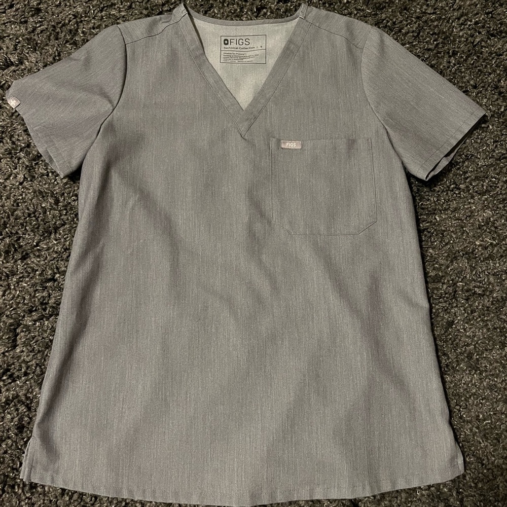 FIGS Catarina One-Pocket Scrub Top